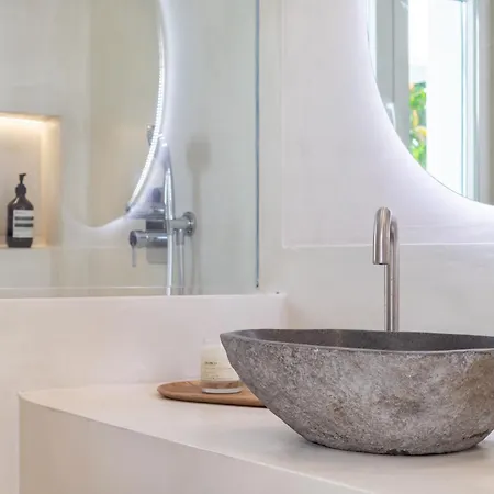 Sea Breeze House By Kura Homes * Marbella