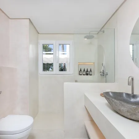 Sea Breeze House By Kura Homes Marbella