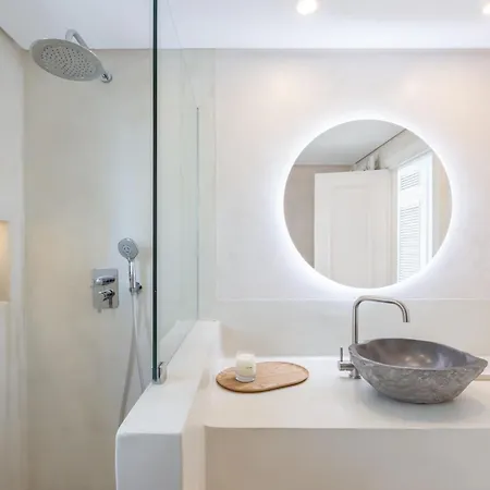 Sea Breeze House By Kura Homes Marbella