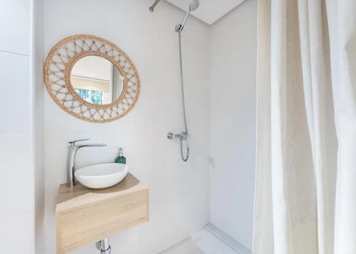 Διαμέρισμα Sea Breeze House By Kura Homes *